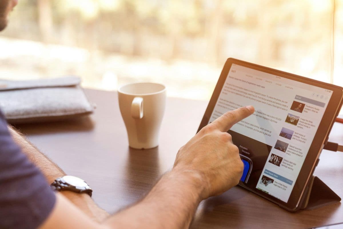 Lenovo Idea Tab Pro: La Tablet Ideal para el Trabajo y el Entretenimiento